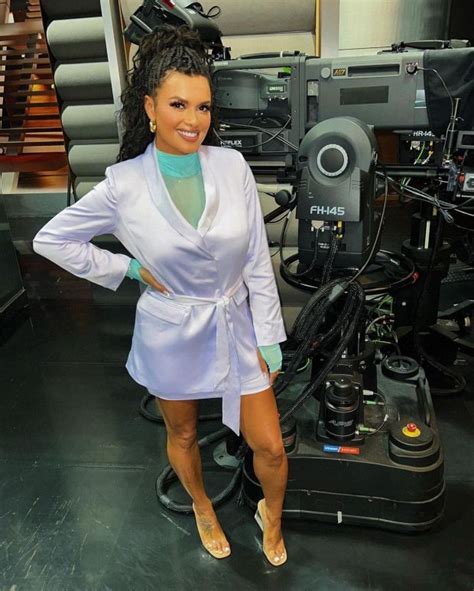 Joy Taylor looks sensational as she shows off toned。